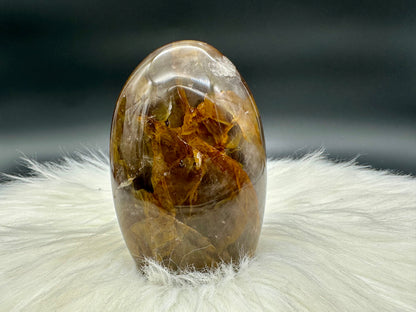 Quarz mit Eiseneinschlüssen Freiform