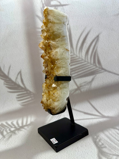 Gebrannter Citrin auf Ständer AAA