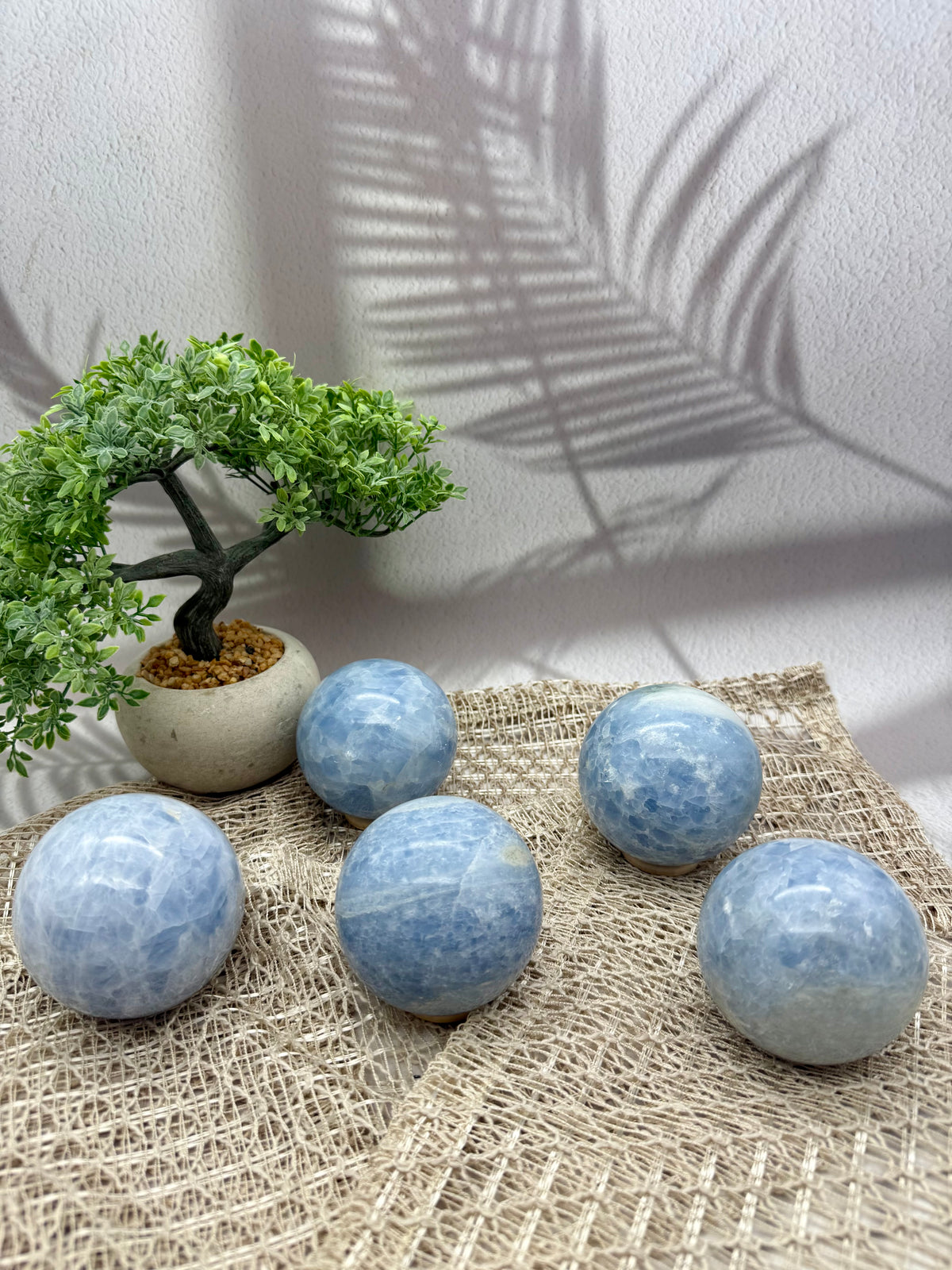 Blaue Calcit Kugel - groß