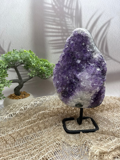 Amethyst auf Ständer - III - 3kg