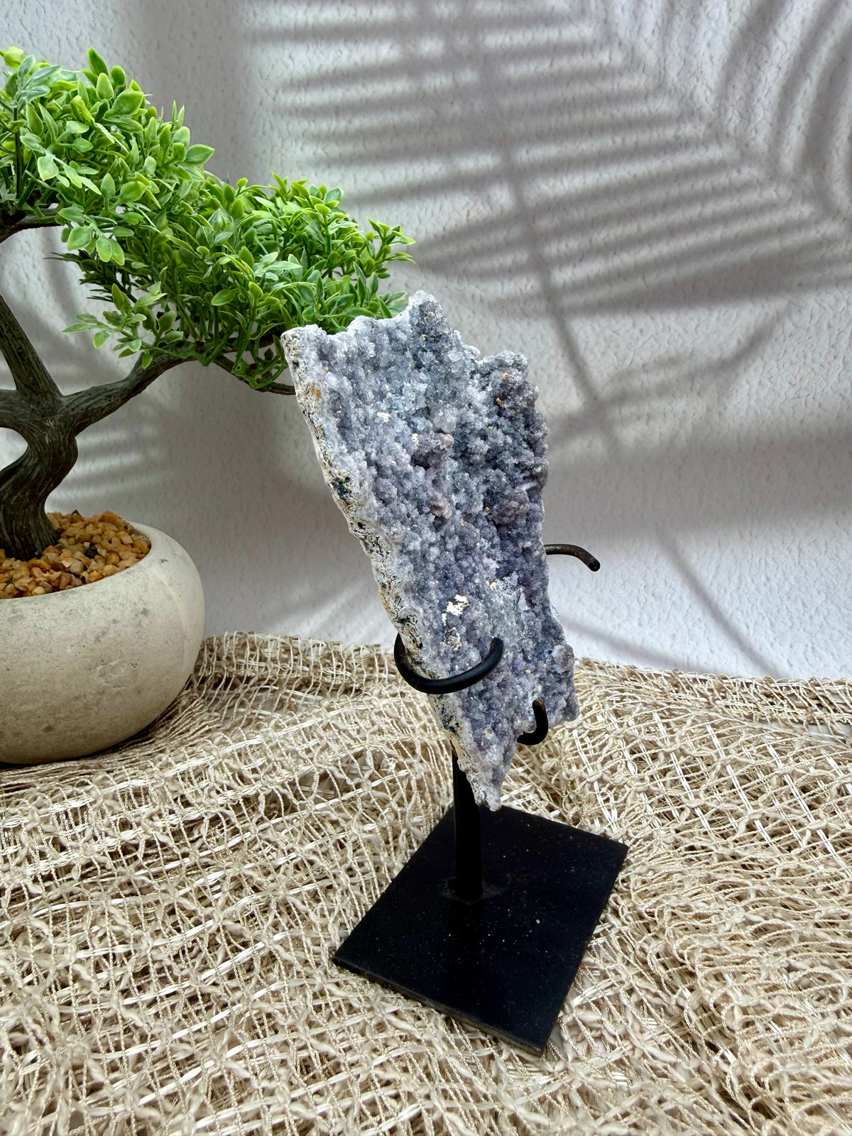 Zeolith auf Ständer - V