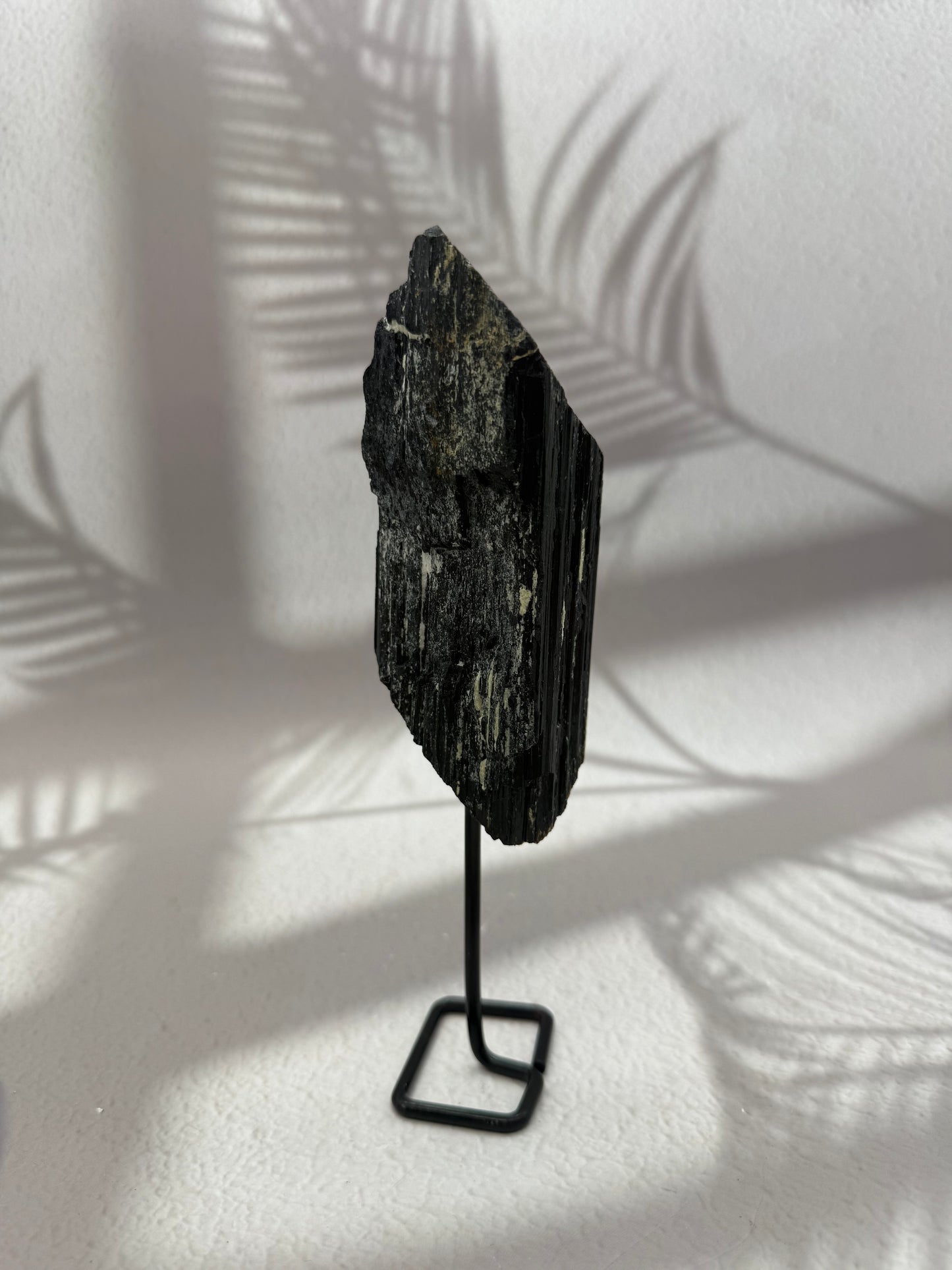 Schwarzer Turmalin X