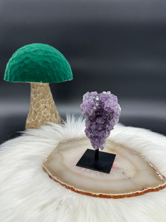 Amethyst auf Ständer
