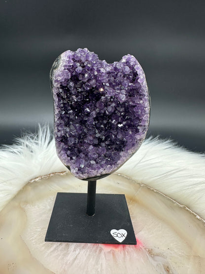 Amethyst auf Ständer II