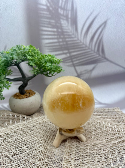 Orangencalcit Kugel - groß II
