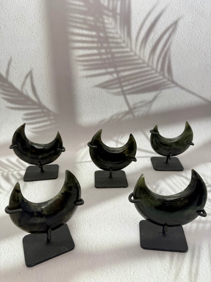 Labradorit Mond auf Ständer