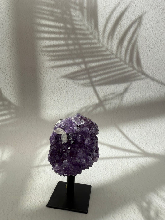 Amethyst mit Calcit