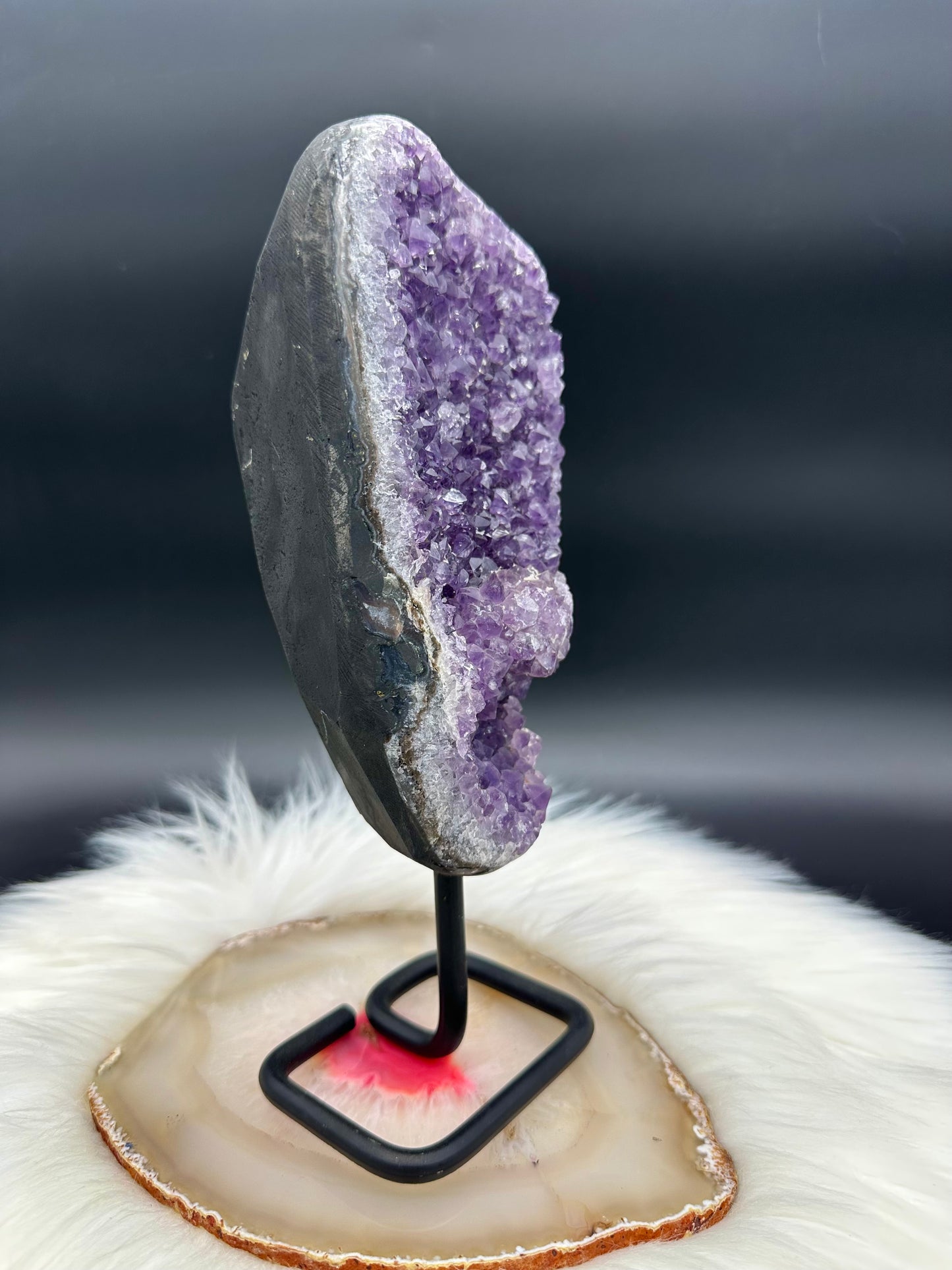 Amethyst auf Ständer II