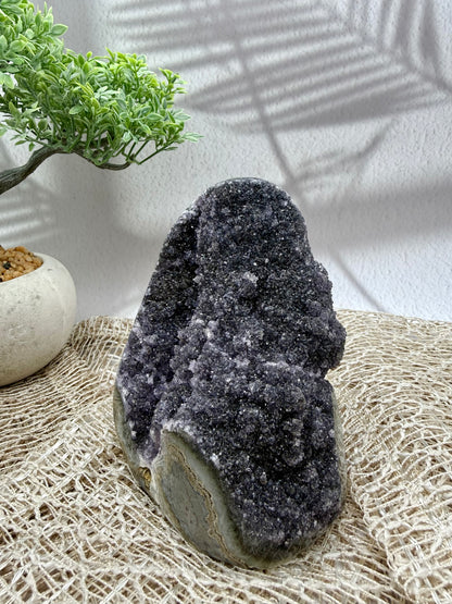 Amethyst Druse - grauviolett II