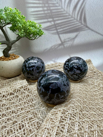Gabbro Kugeln - groß