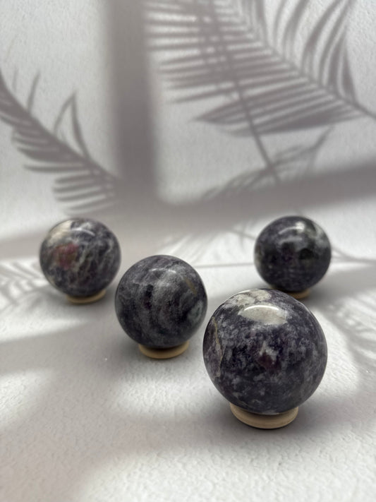 Lepidolith Kugel 1-4