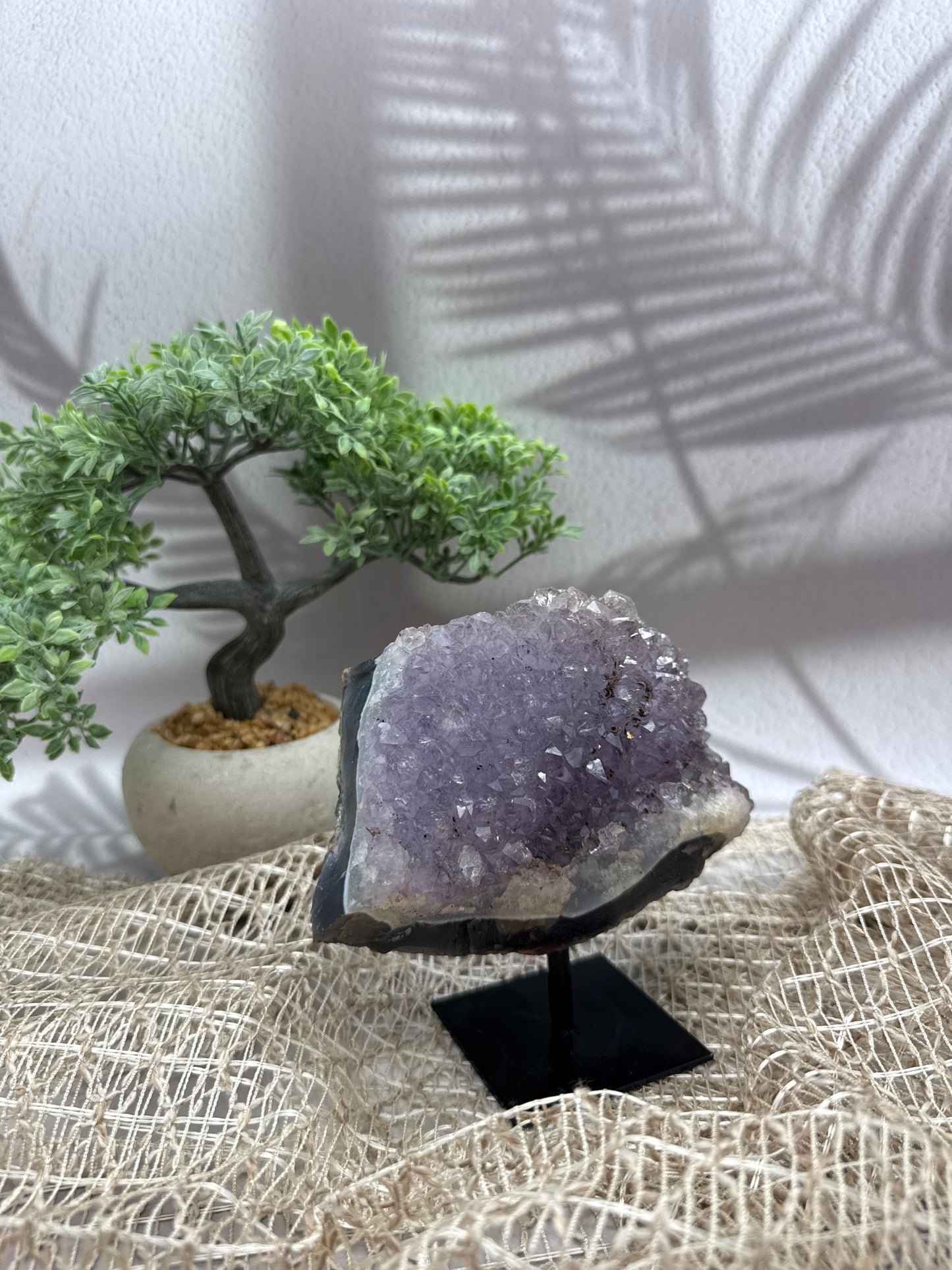 Amethyst auf Ständer - 3
