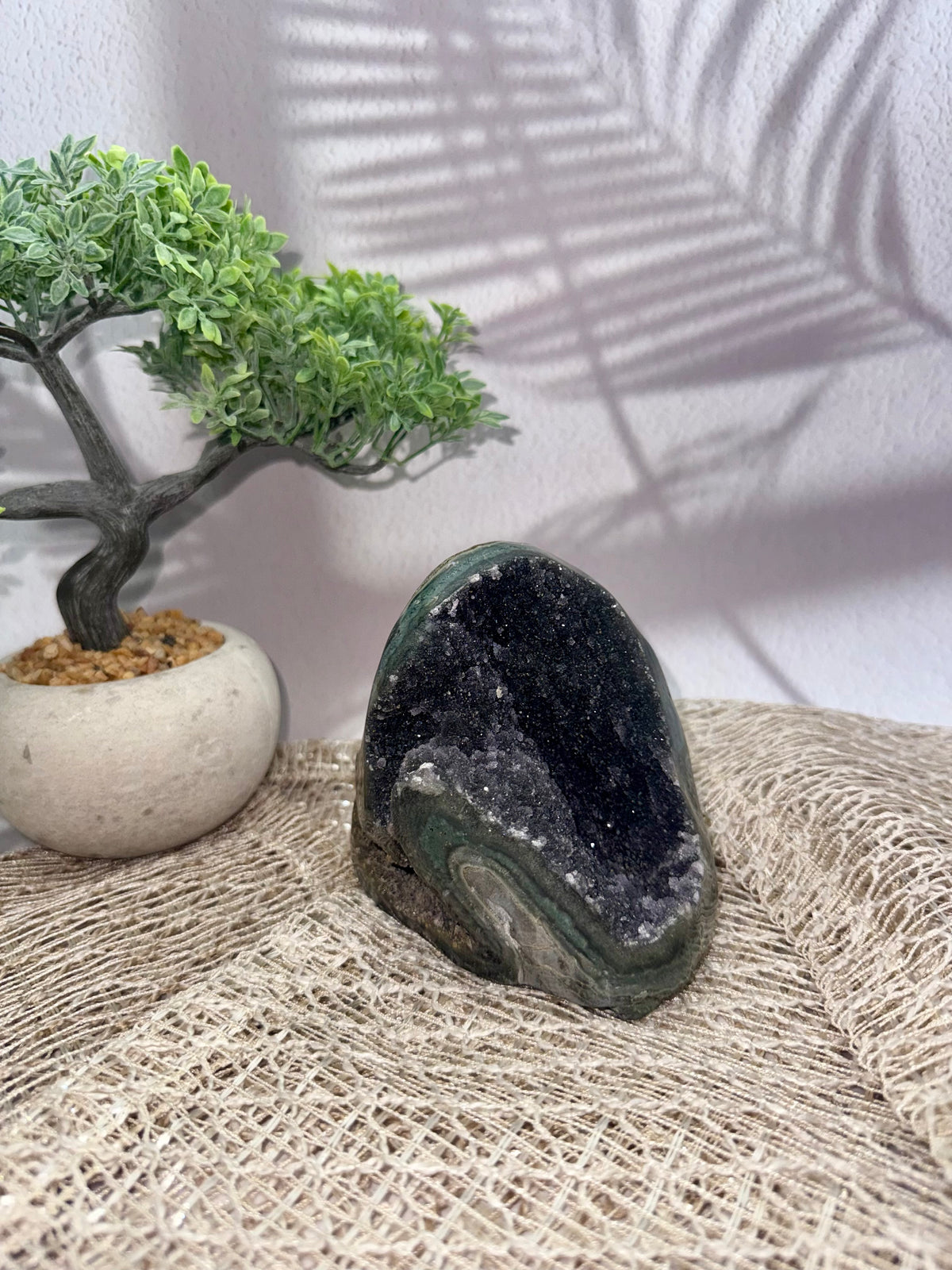 Amethyst Druse - Grau/lila III