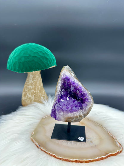 Amethyst auf Ständer V