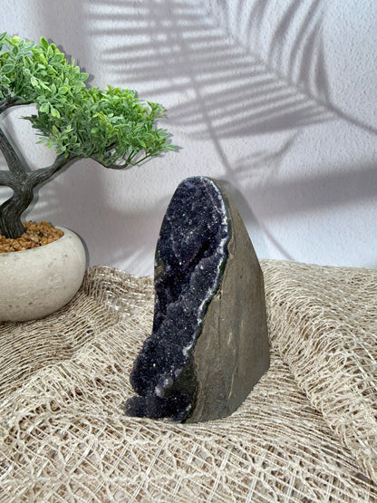 Amethyst Druse - grauviolett