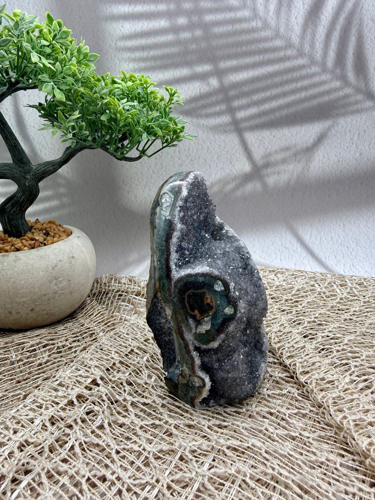Amethyst Druse - grauviolett
