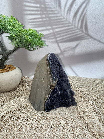 Amethyst Druse - grauviolett