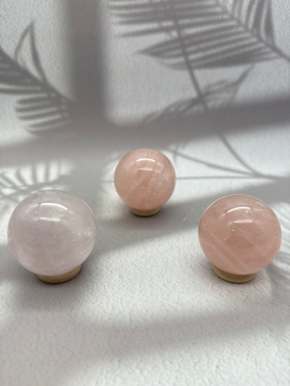 Rosenquarz Kugel 1-3