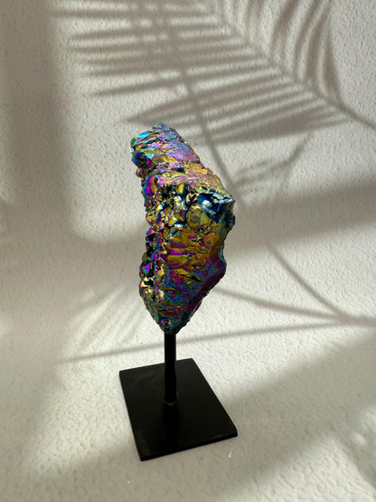 Titaniumquarz auf Ständer 1