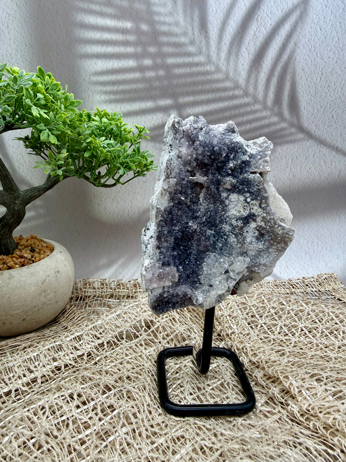 Zeolith auf Ständer - I