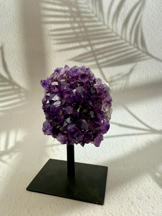 Amethyst Druse auf Ständer VI