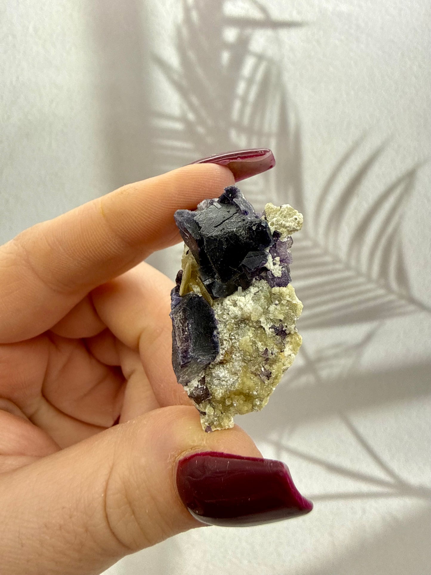 Lila Fluorit Rohstück