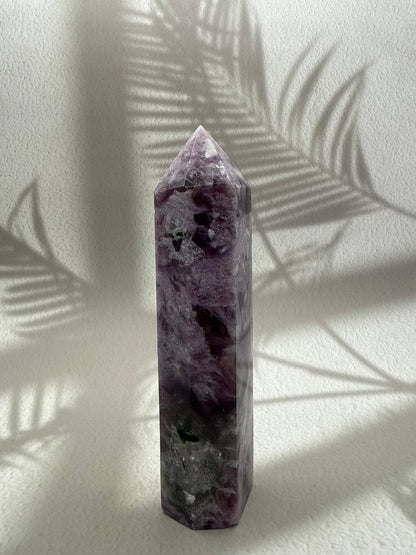 Chevron Amethyst Turm - groß