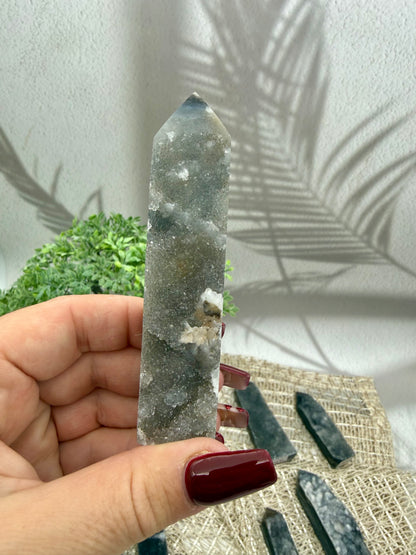 Glitzer Chalcedon Turm - Mystery