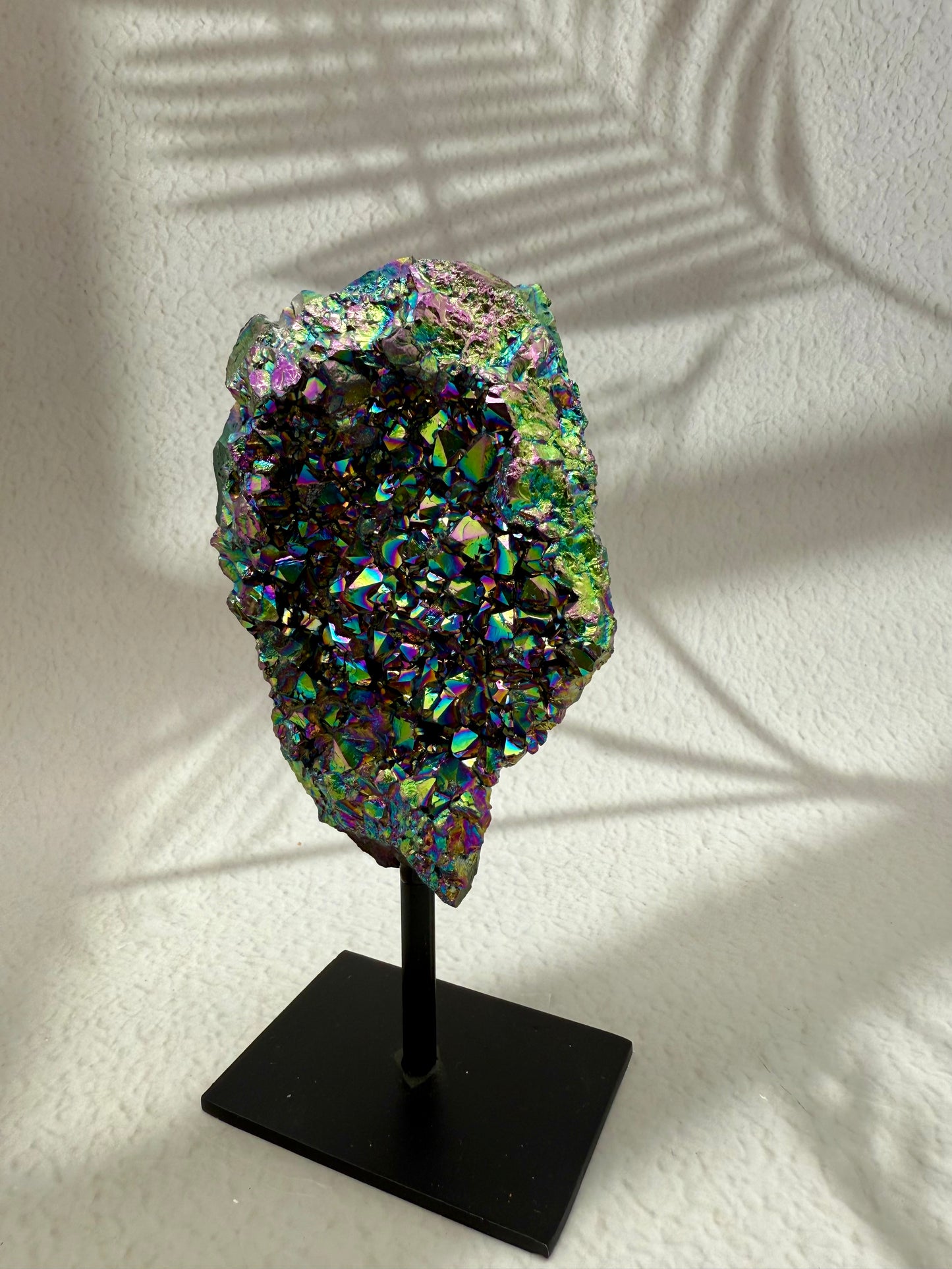 Titaniumquarz auf Ständer 3