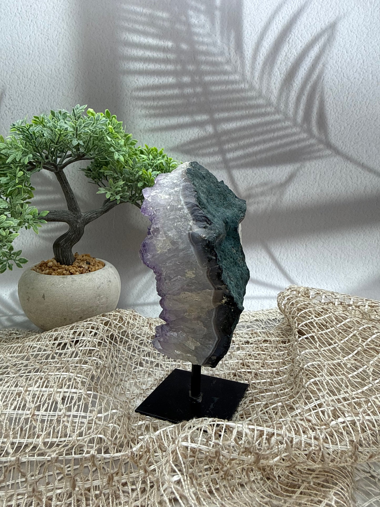 Amethyst auf Ständer - 5