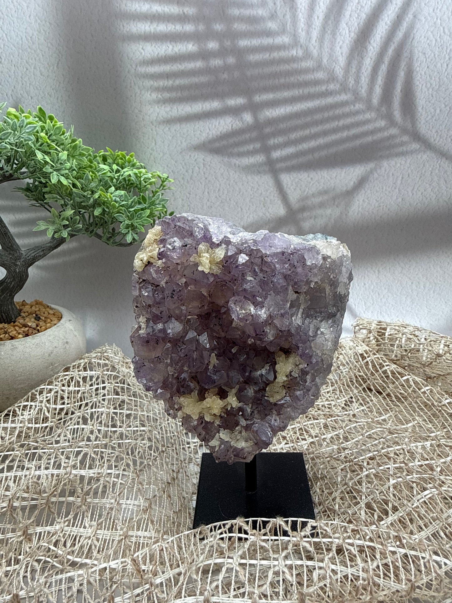 Amethyst mit Calcit - I