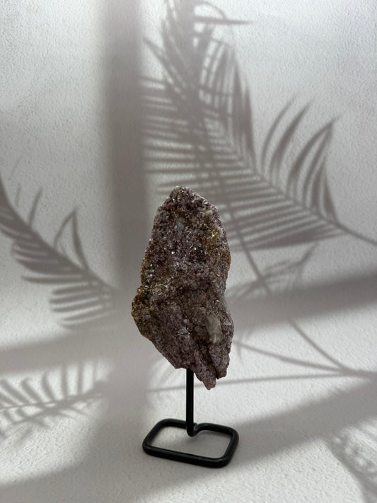 Lepidolith auf Ständer