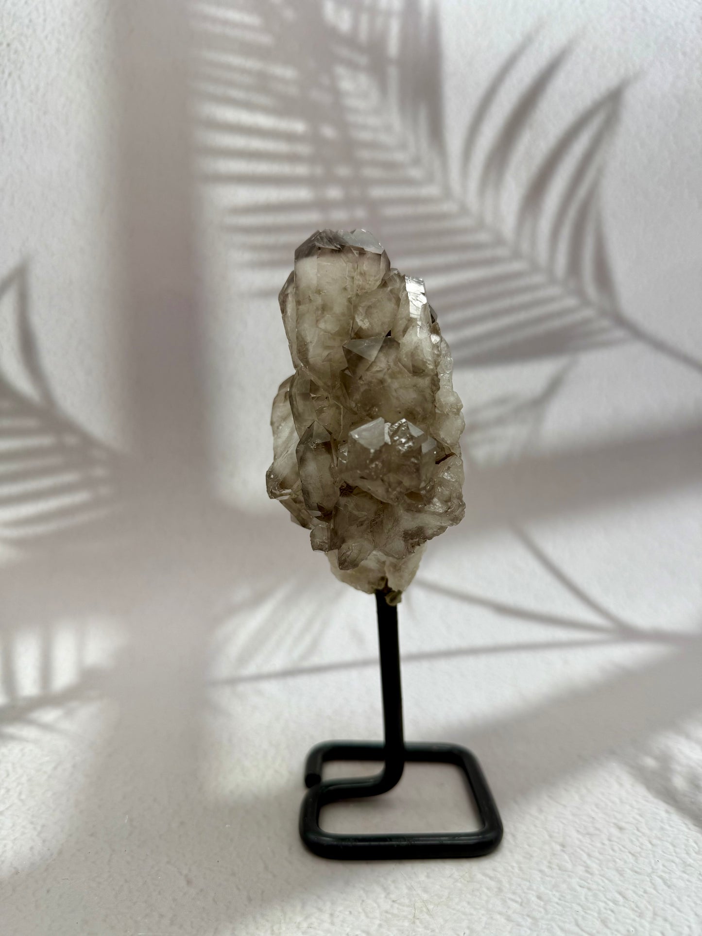 Rauchquarz auf Ständer 1