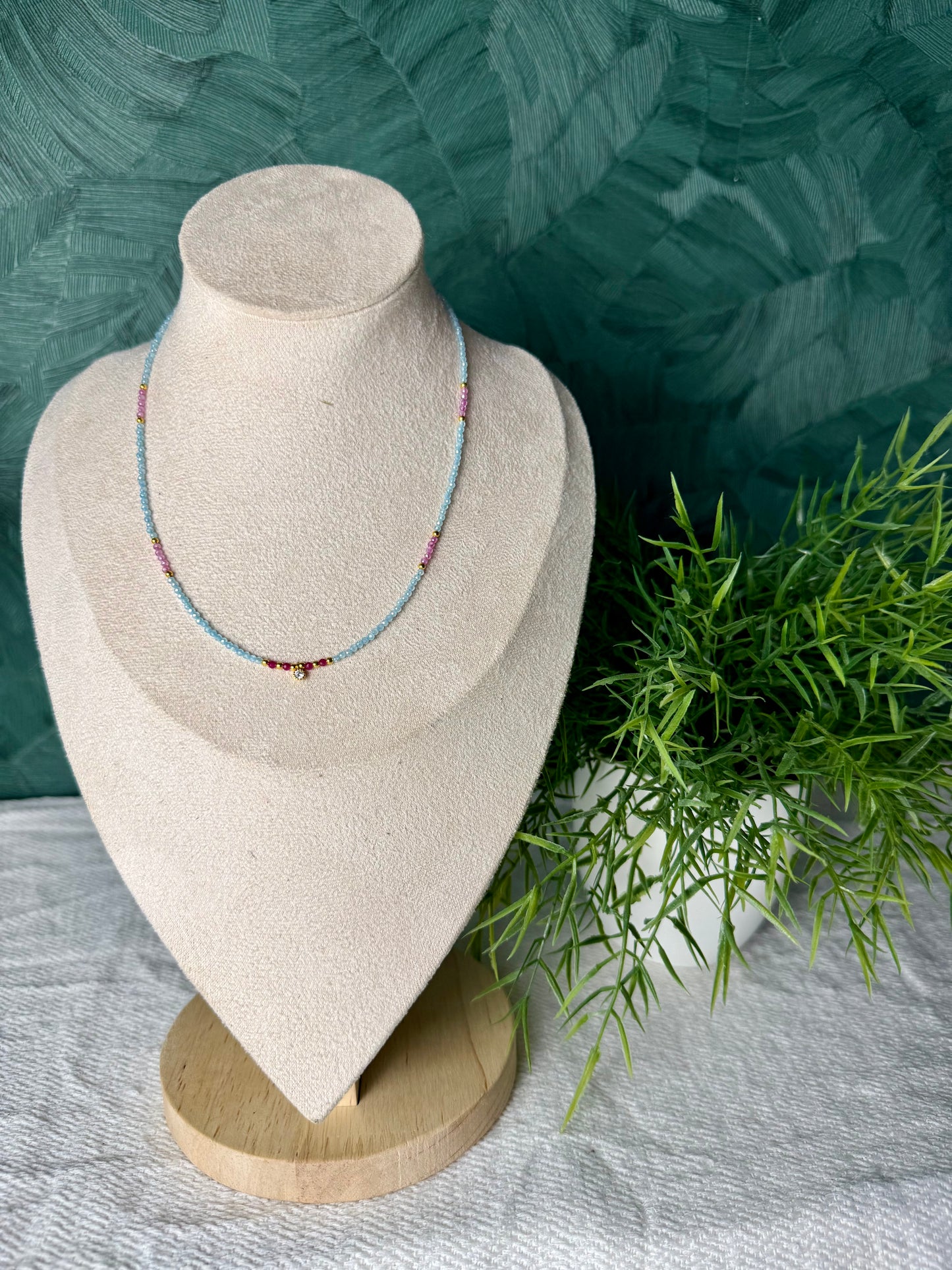 Edelsteinkette „Aqua Étoile“ Aquamarin, Korund & Zirkonia, 925 Silber, 18K Gold