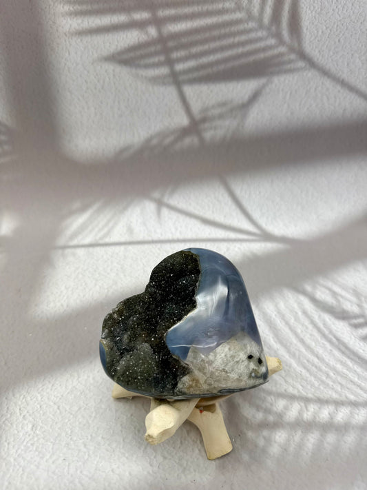 Grün/Graues Amethystdruse Herz IV