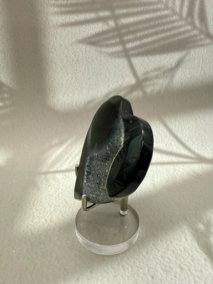 Schwarzes Achat Herz auf Ständer I