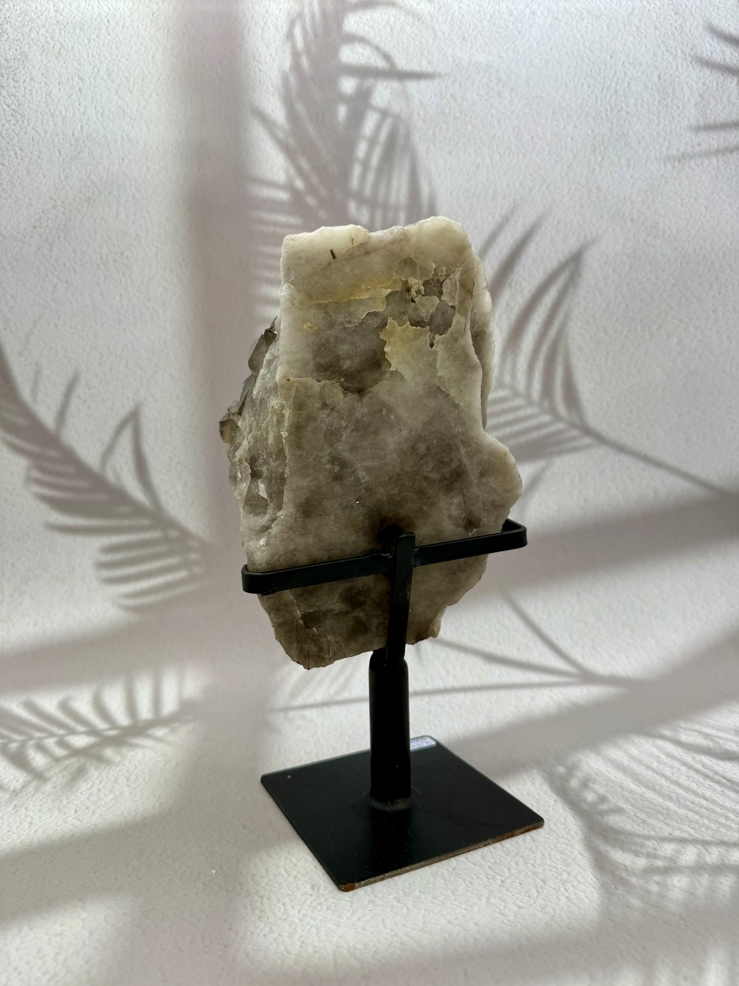 Rauchquarz auf Ständer 5