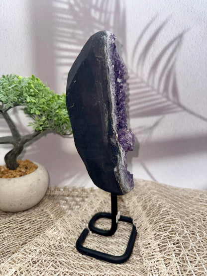 Amethyst auf Ständer II