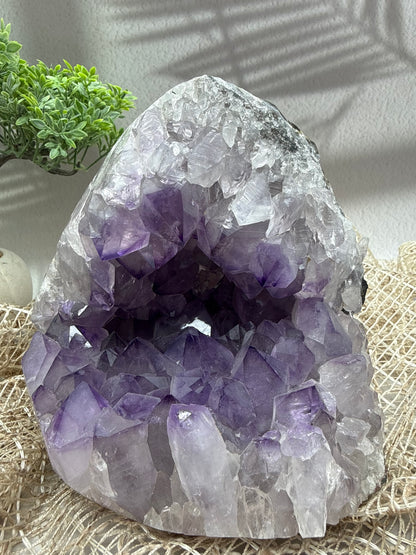 Amethyst Cluster - 3,1kg - Ladecluster