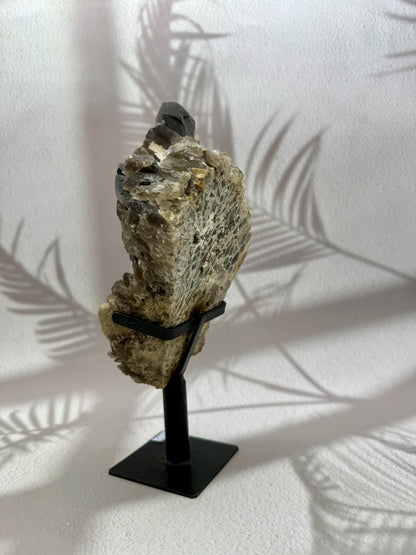 Rauchquarz auf Ständer 6