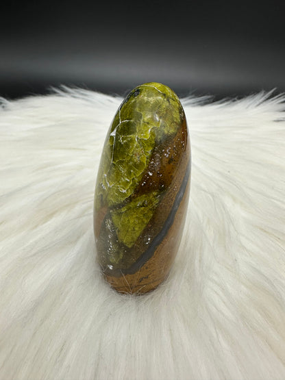 Grüner Opal Freeform II