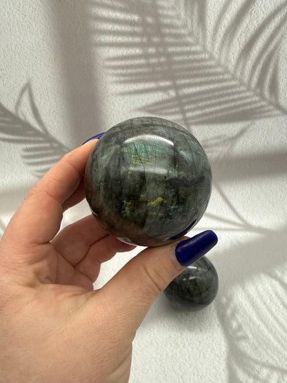 Labradorit Kugel 1-2
