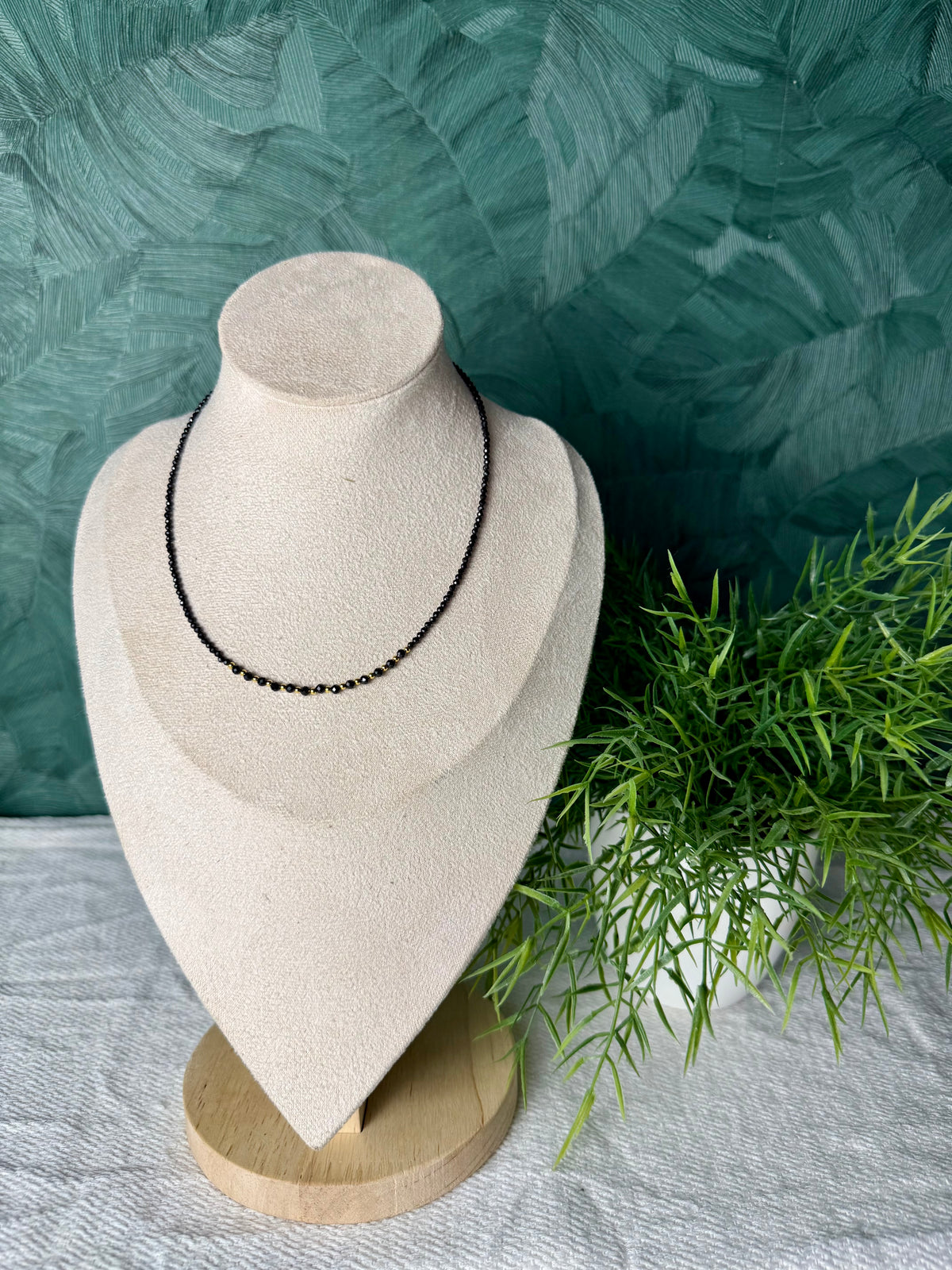 Facettenreiche Spinellkette „Noir Éclat“ – 925 Silber, 18K vergoldet