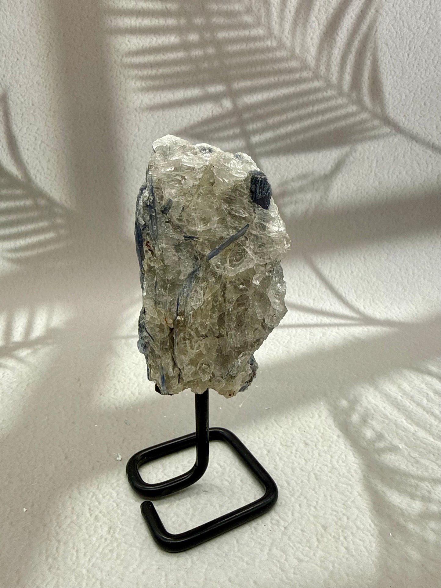 Blauer Kyanit VIII