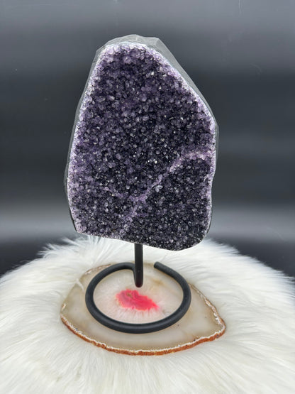 Amethyst auf Ständer IV