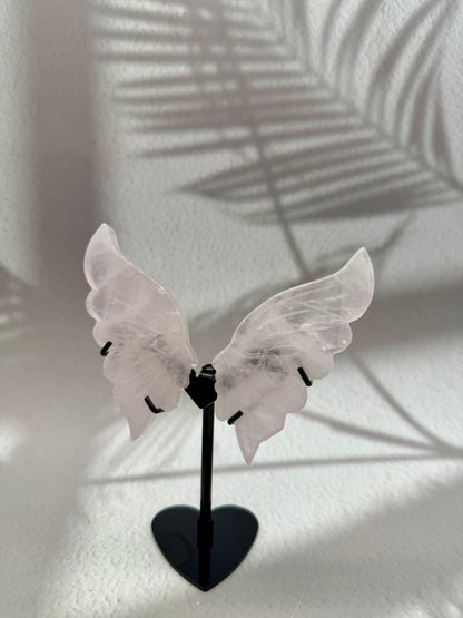 Küssende Gesichter auf Ständer