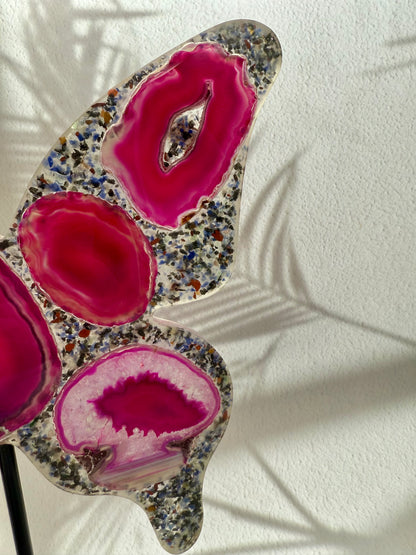 Pinker-Achat Schmetterling