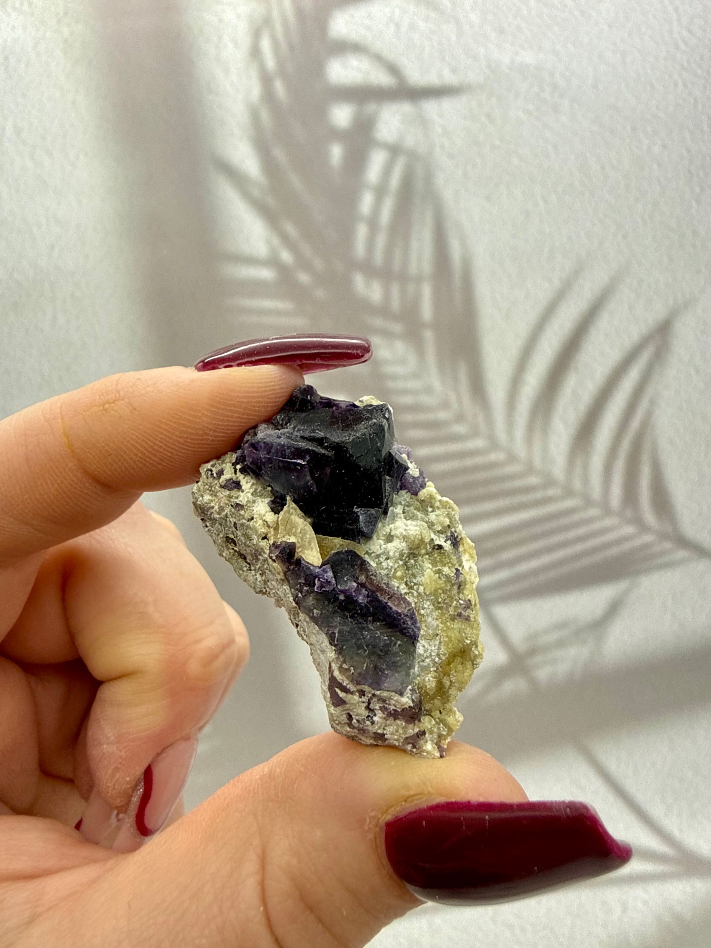 Lila Fluorit Rohstück