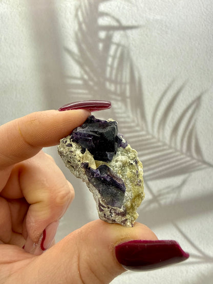 Lila Fluorit Rohstück