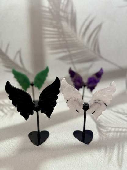 Küssende Gesichter auf Ständer